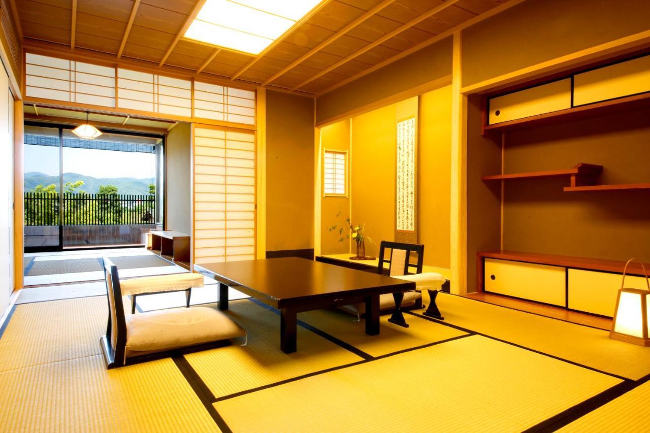 Kyoto Arashiyama Onsen Ryokan Togetsutei Exterior foto